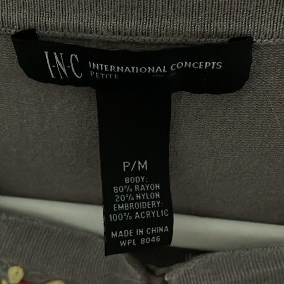 I.N.C. International Concepts: Gray Cropped Cardigan- embroidered- size MP - Picture 2 of 9